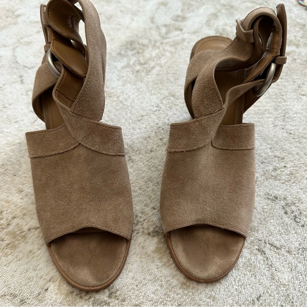 Marc fisher suede sandals heels 7 tan - Picture 6 of 8